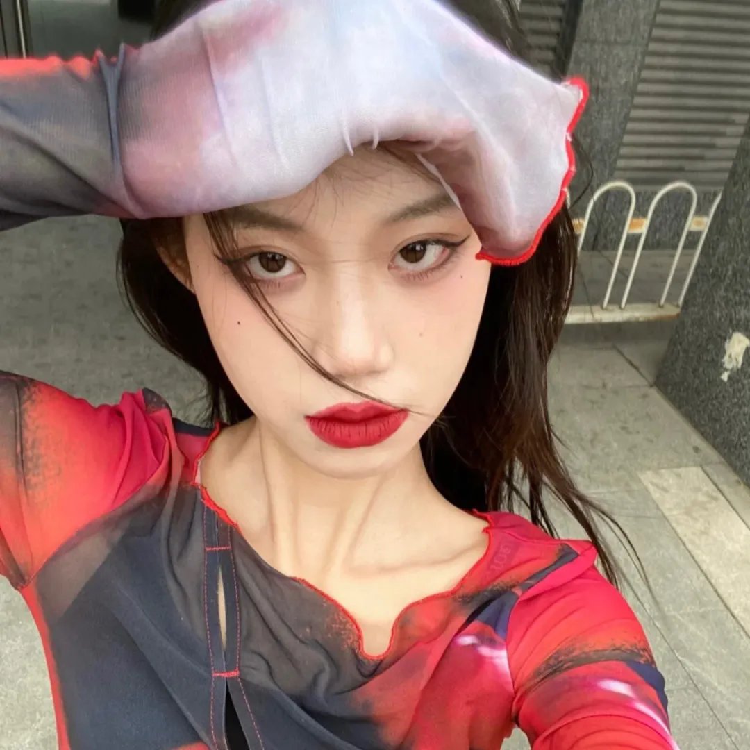 镇巴女子